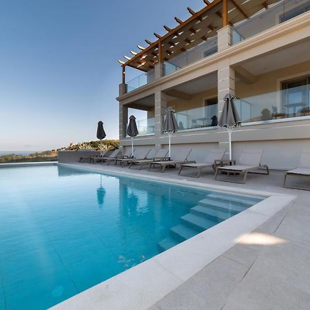 Sky View Suites Kefalonia Vóvikes Eksteriør billede