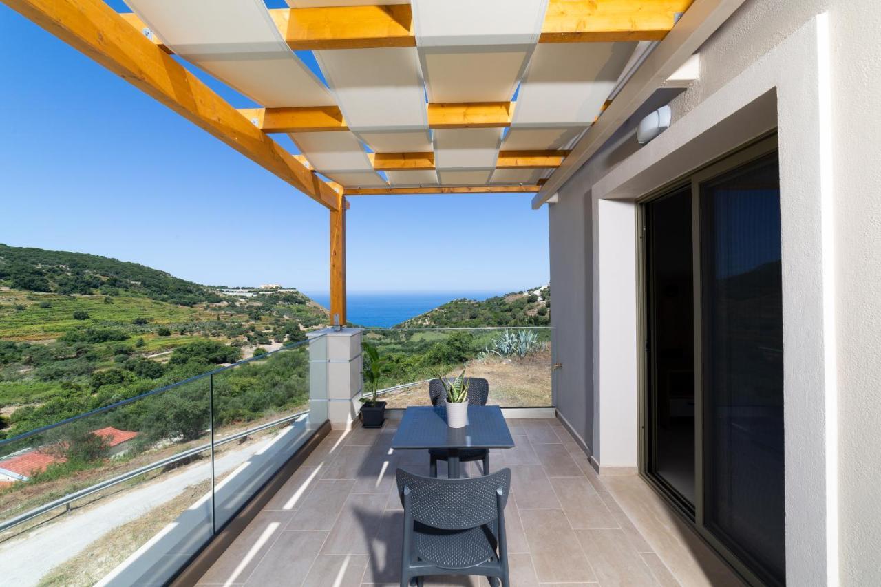 Sky View Suites Kefalonia Vóvikes Eksteriør billede
