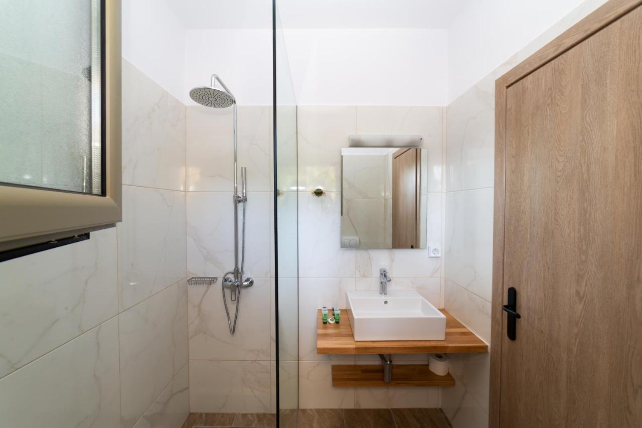Sky View Suites Kefalonia Vóvikes Eksteriør billede