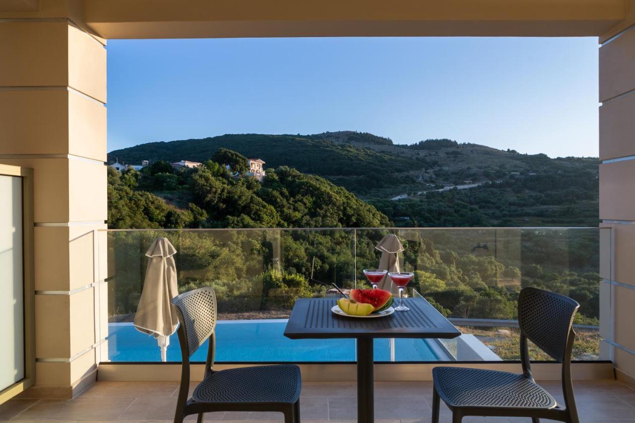 Sky View Suites Kefalonia Vóvikes Eksteriør billede