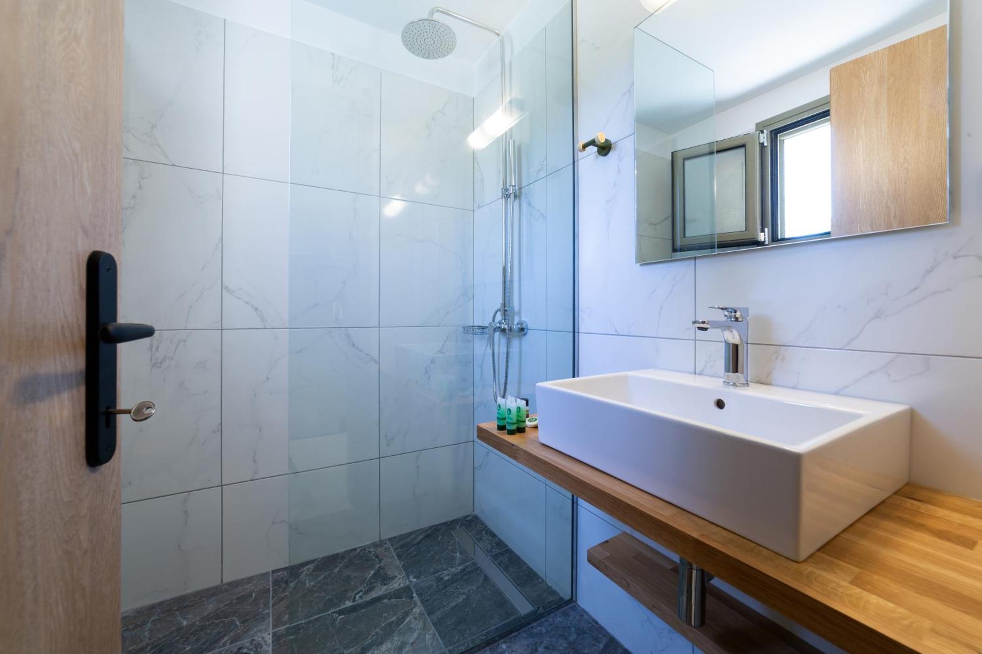 Sky View Suites Kefalonia Vóvikes Eksteriør billede